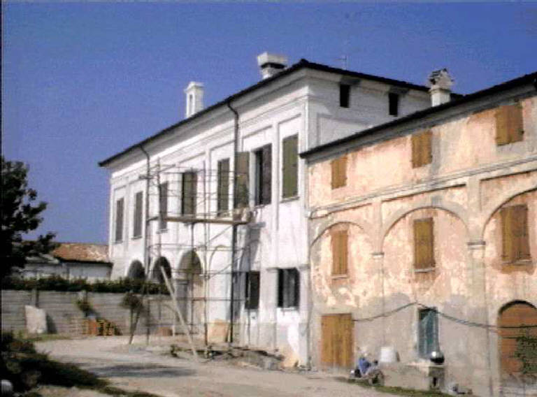 Cascina Chiasso (cascina) - Cavriana (MN) 