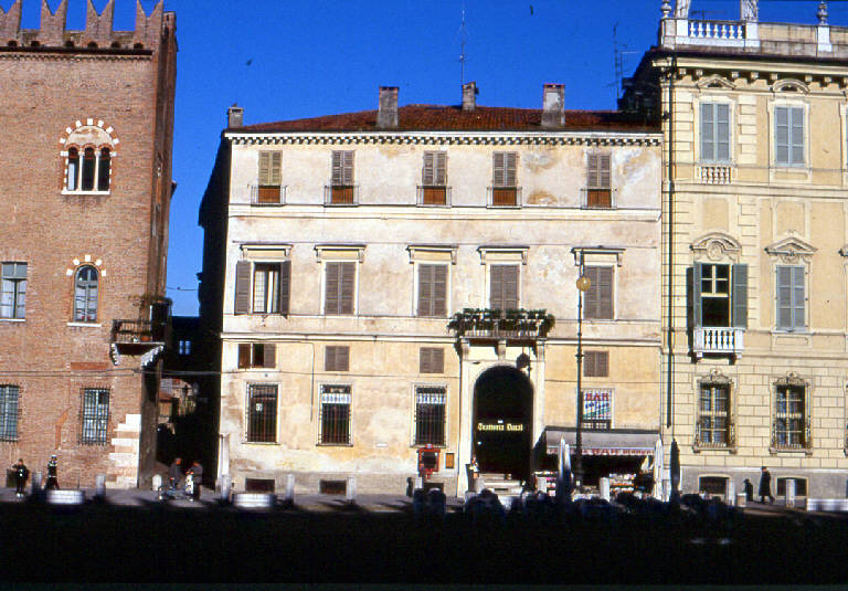 Casa Piazza Sordello 13-14 (casa) - Mantova (MN) 