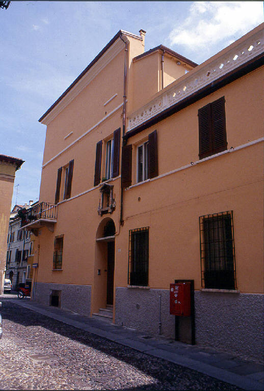 Casa Via Massari 2 (casa) - Mantova (MN) 