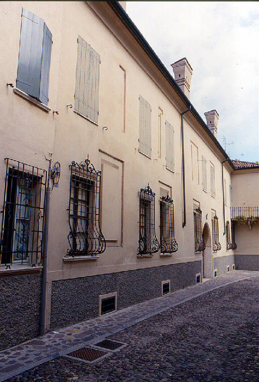 Casa Vicolo Poggio 18-22 (casa) - Mantova (MN) 