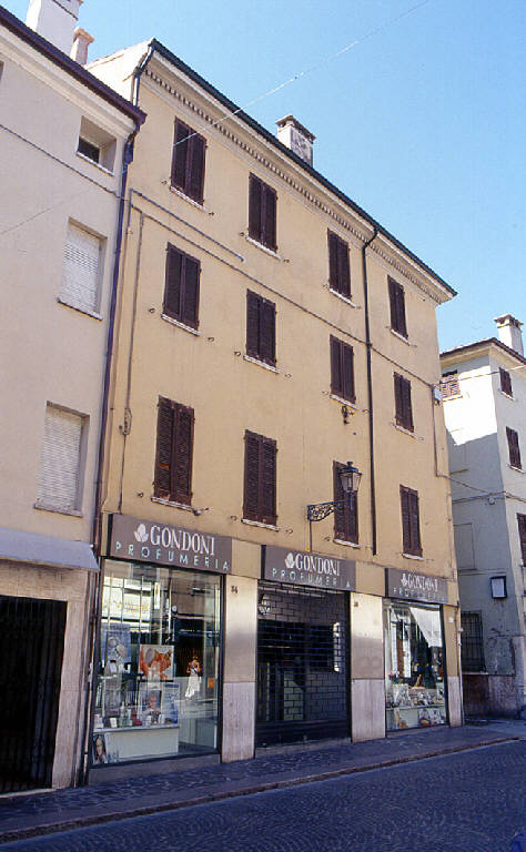 Casa Via Giuseppe Verdi 34-38 (casa) - Mantova (MN) 