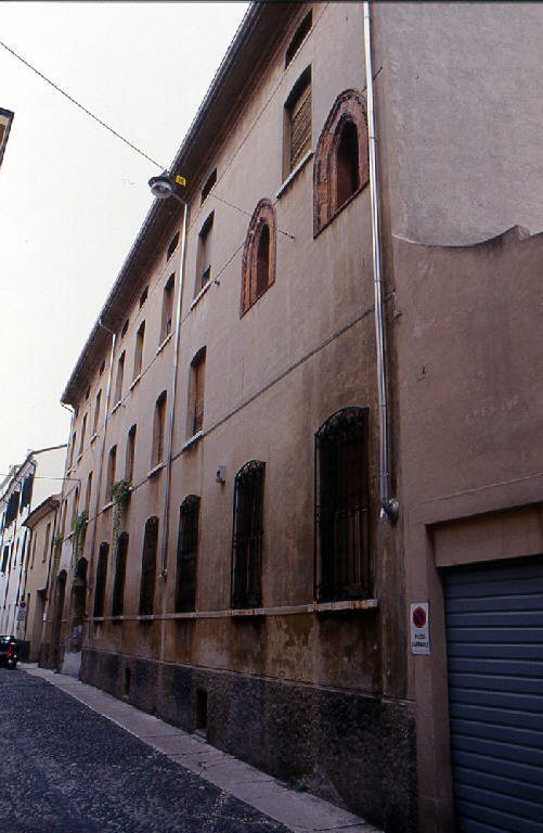 Casa Via Madonna della Vittoria 5-7 (casa) - Mantova (MN) 