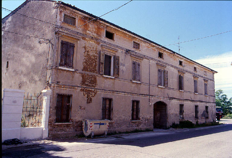 Villa Tazzoli (villa) - Marmirolo (MN) 