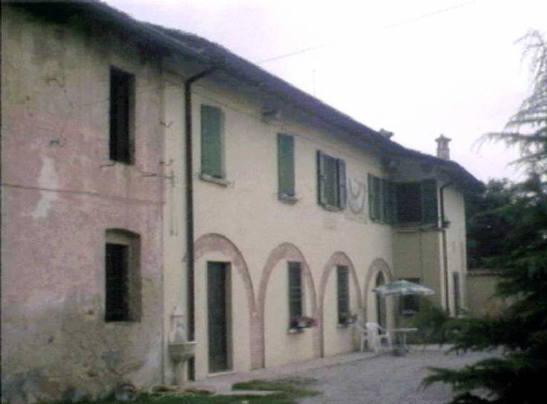 Casa Canonica (canonica) - Medole (MN) 