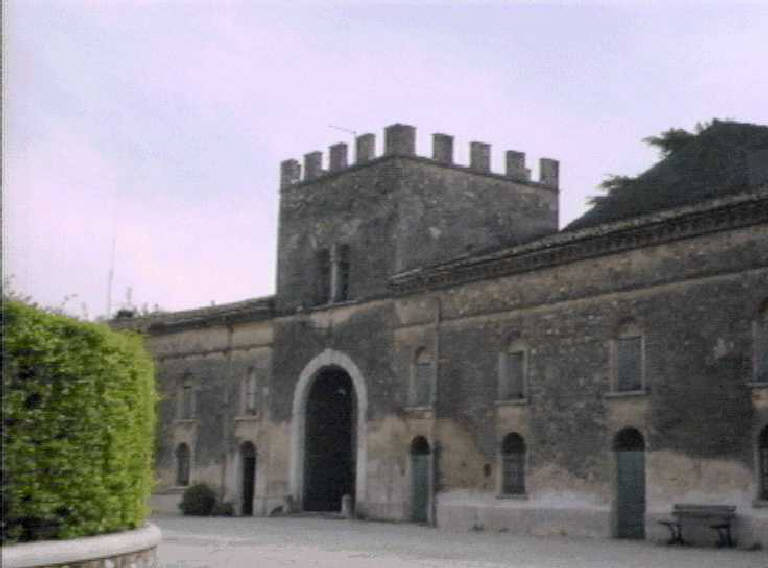 Palazzo Tacoli (palazzo) - Monzambano (MN) 