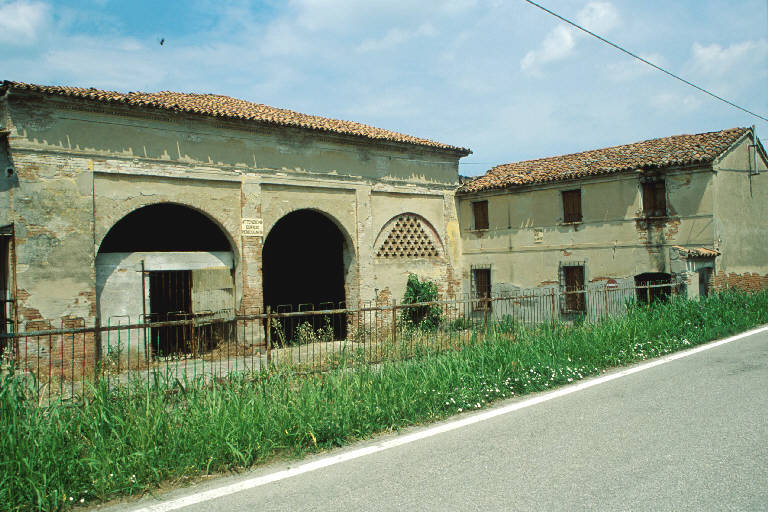 Case Ponte Sacca - complesso (cascina) - Motteggiana (MN) 