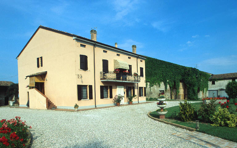 Corte Pasolina II - complesso (cascina) - Motteggiana (MN) 