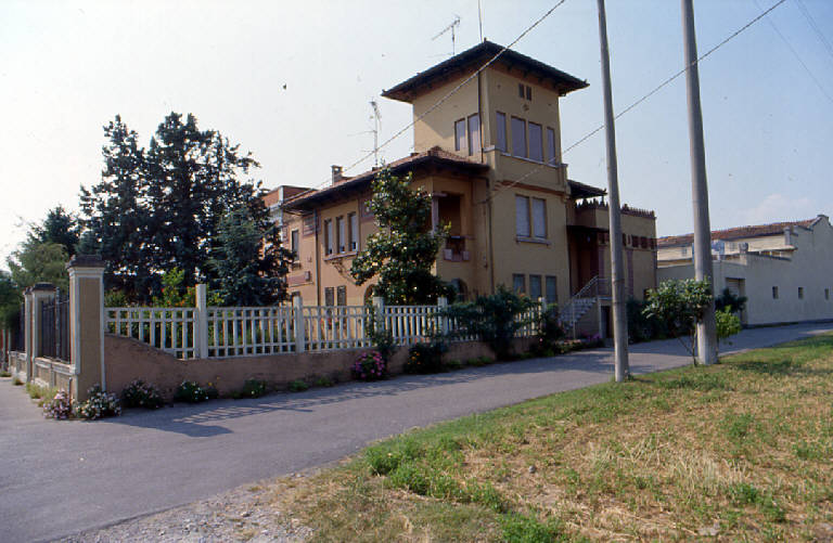 Casa Strada per S. Giovanni in Croce (casa) - Rivarolo Mantovano (MN) 