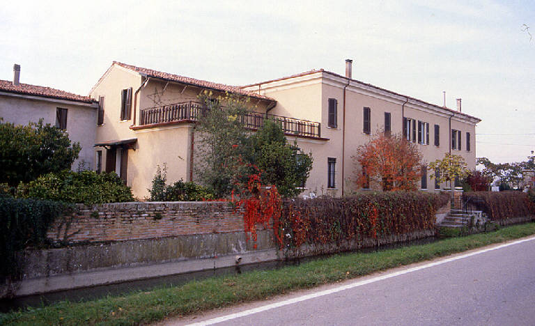 Corte Malpizza (cascina) - San Giorgio di Mantova (MN) 