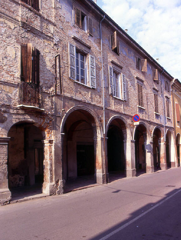 Palazzo Tacchi (palazzo) - Viadana (MN) 