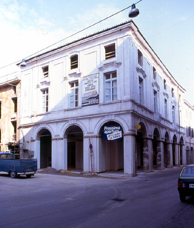 Palazzo Verdi (teatro) - Viadana (MN) 