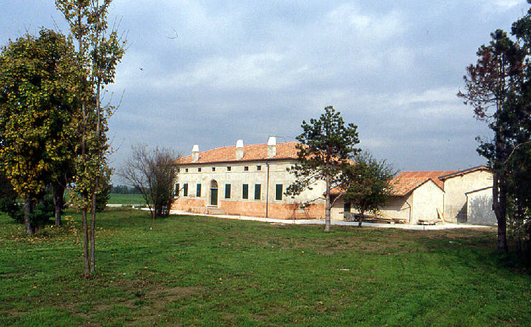 Corte Olmazzino (cascina) - Virgilio (MN) 