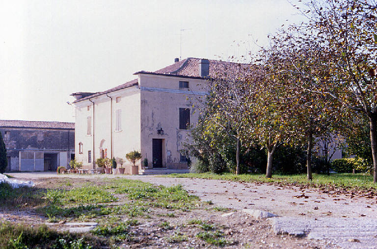 Corte Boiana (cascina) - Virgilio (MN) 