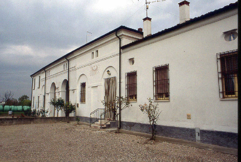 Corte Olmazzo (cascina) - Virgilio (MN) 