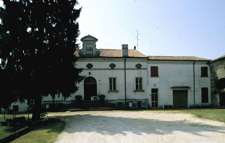 Casa padronale della Corte S. Rocco (casa) - Quistello (MN) 
