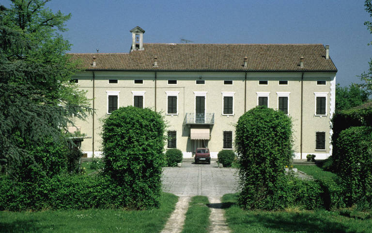 Casa padronale Loghino Ghiaia (casa) - Borgoforte (MN) 