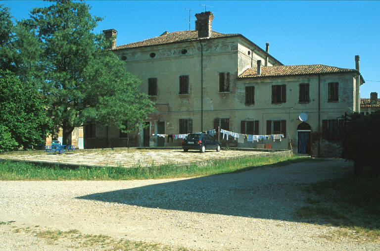 Casa padronale della Corte Casino Rosso (casa) - Motteggiana (MN) 