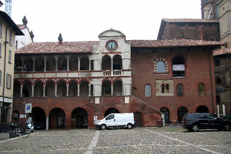 Palazzo del Broletto (palazzo) - Pavia (PV) 