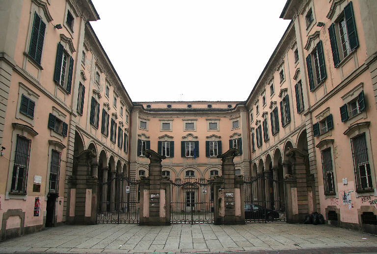 Palazzo Olevano (palazzo) - Pavia (PV) 