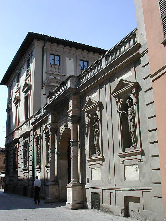 Palazzo del Mayno (palazzo) - Pavia (PV) 