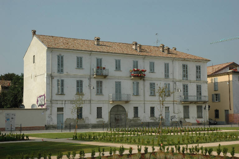 Palazzo Piazza Castello, 3 (palazzo) - Voghera (PV) 