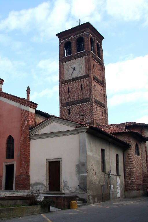 Campanile della Chiesa Parrocchiale di S. Vittore martire (campanile) - Landriano (PV) 