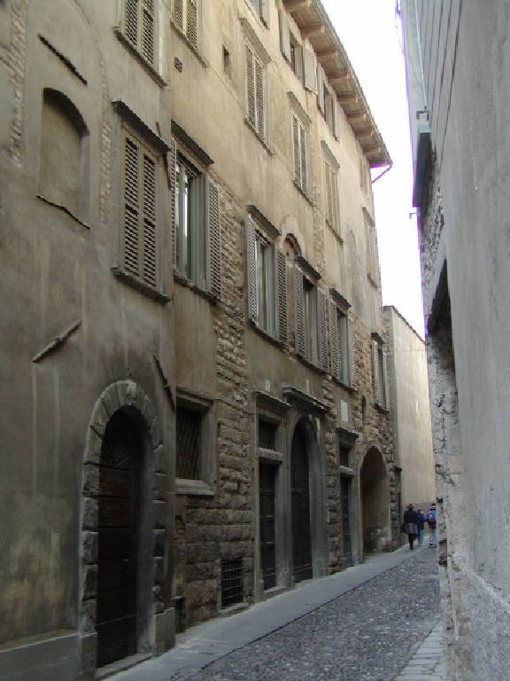 Casa Angelini (casaforte) - Bergamo (BG) 