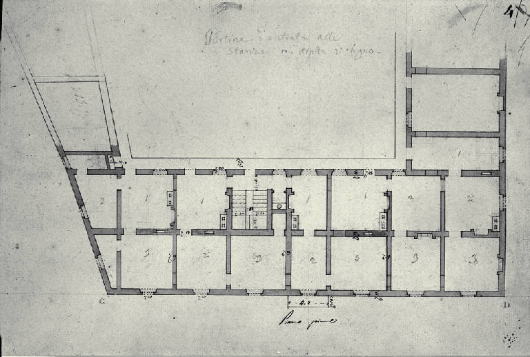 Pianta del primo piano di un edificio (disegno) di Amati, Carlo ((?)) (prima metà sec. XIX)
