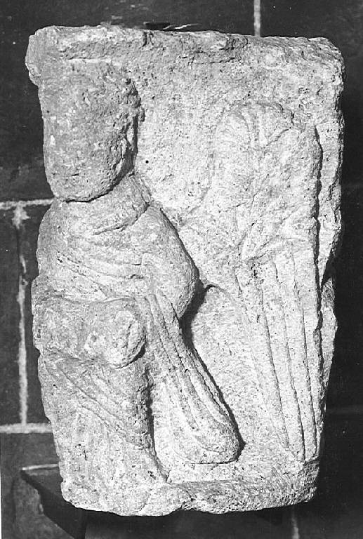Figura d'angelo (capitello figurato) - ambito pavese (sec. XII)