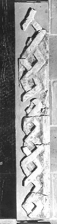 Motivi decorativi geometrici a losanga (cornice policroma) - ambito pavese (sec. XII)