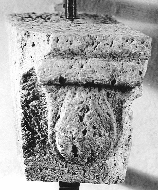 Motivi decorativi astratti (capitello) - ambito pavese (sec. XII)