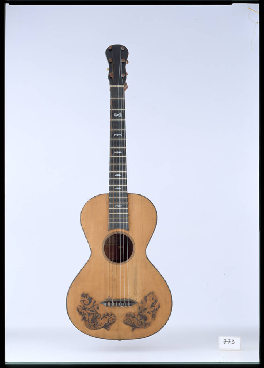 chitarra di Monzino Giacomo Antonio II (primo quarto sec. XIX)