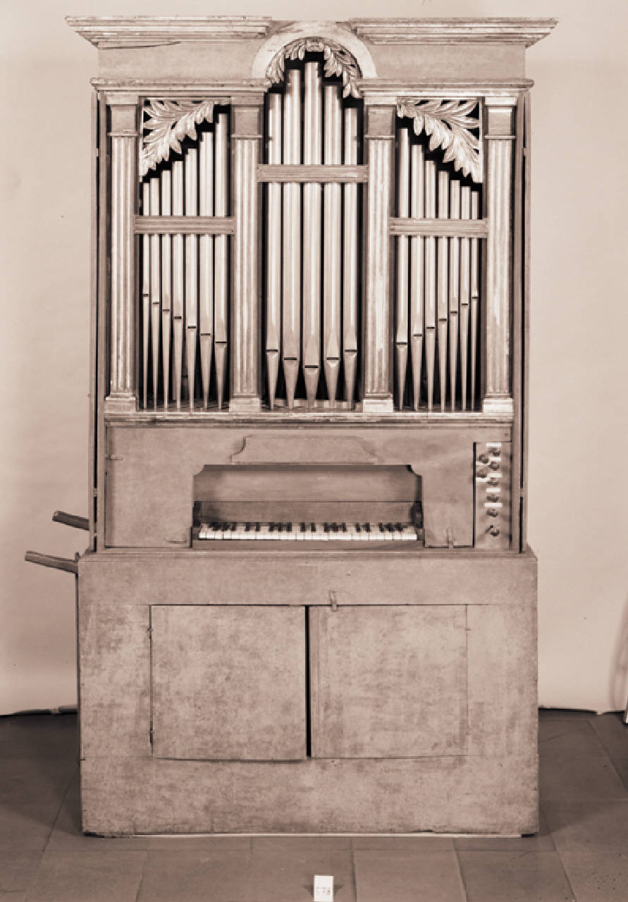 organo di Palmieri Pasquale (secondo quarto sec. XIX)