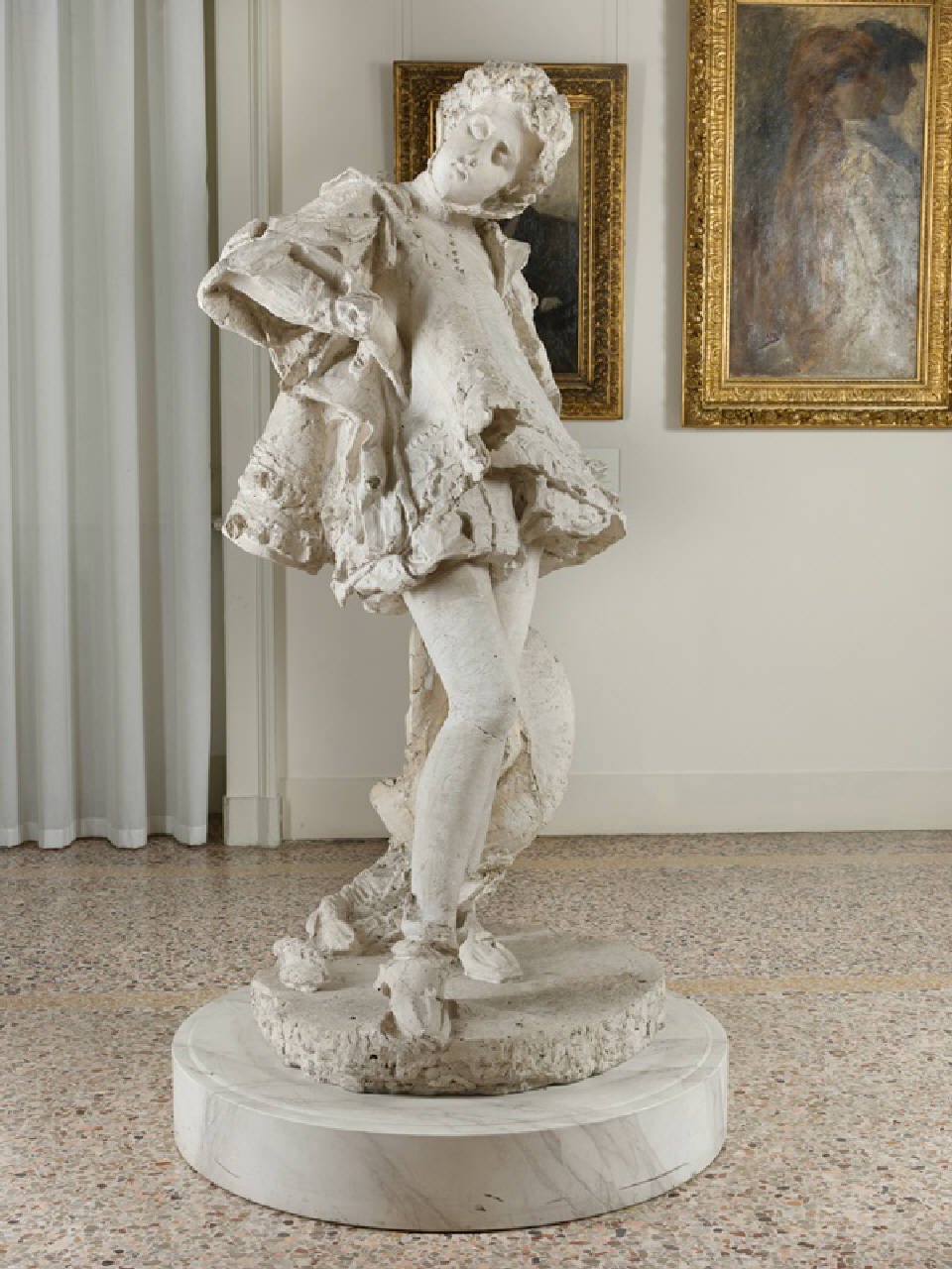 Il paggio di Lara, bambino con costume di paggio (statua) di Grandi Giuseppe (terzo quarto sec. XIX)