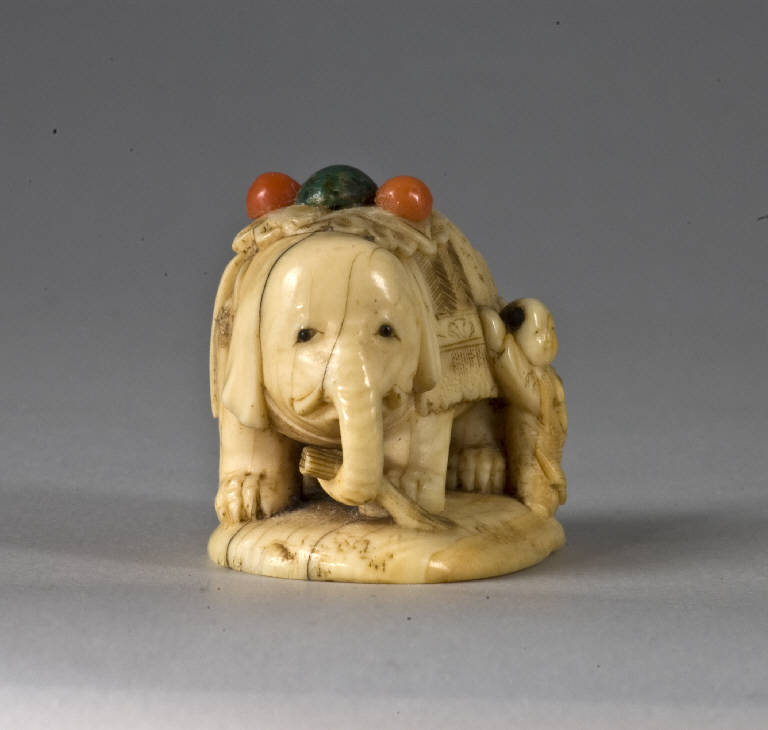 Elefante e karako, ANIMALE e BAMBINO (scultura) - ambito giapponese (ultimo quarto sec. XIX)