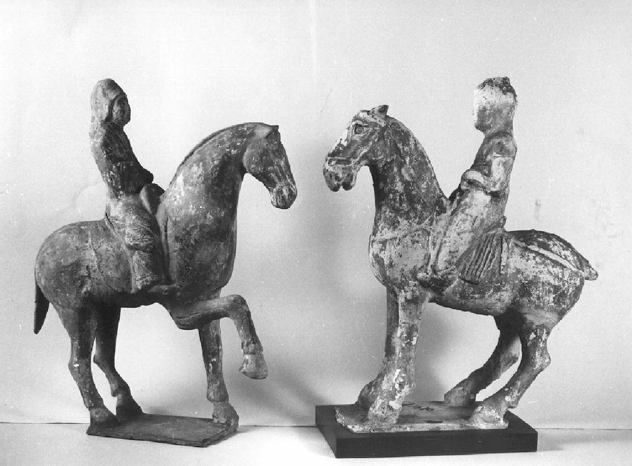 Gruppo equestre (statuetta) - Manifattura cinese (secc. VII/ X)