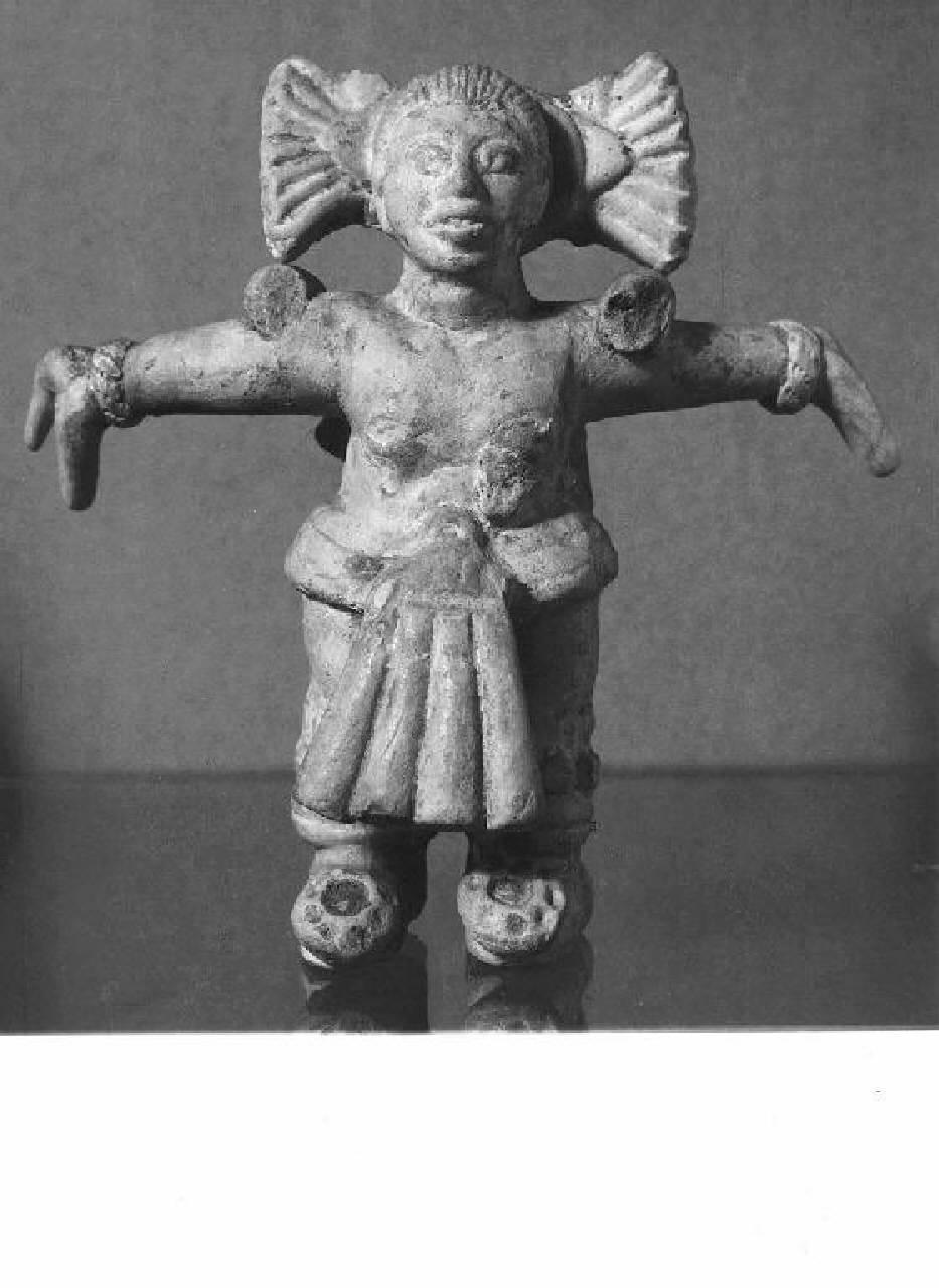 Sacerdote stante (statuetta) - Manifattura Maya (secc. III/ X)