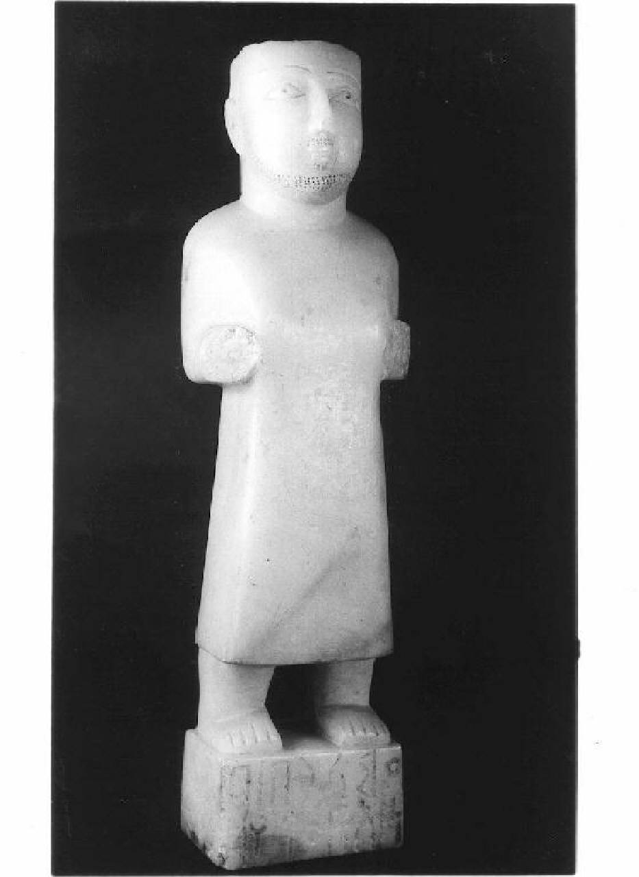 Figura orante, figura maschile (statuetta) - Manifattura preislamica dell'Arabia Meridionale (secc. IV/ III a.C.)