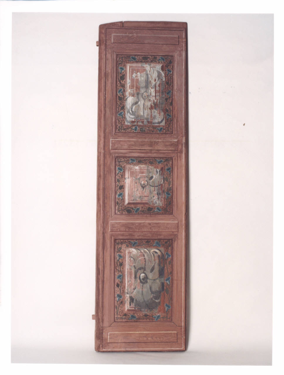 motivo decorativo floreale (scuri di finestra dipinti) - manifattura lombarda (prima metà sec. XVIII)