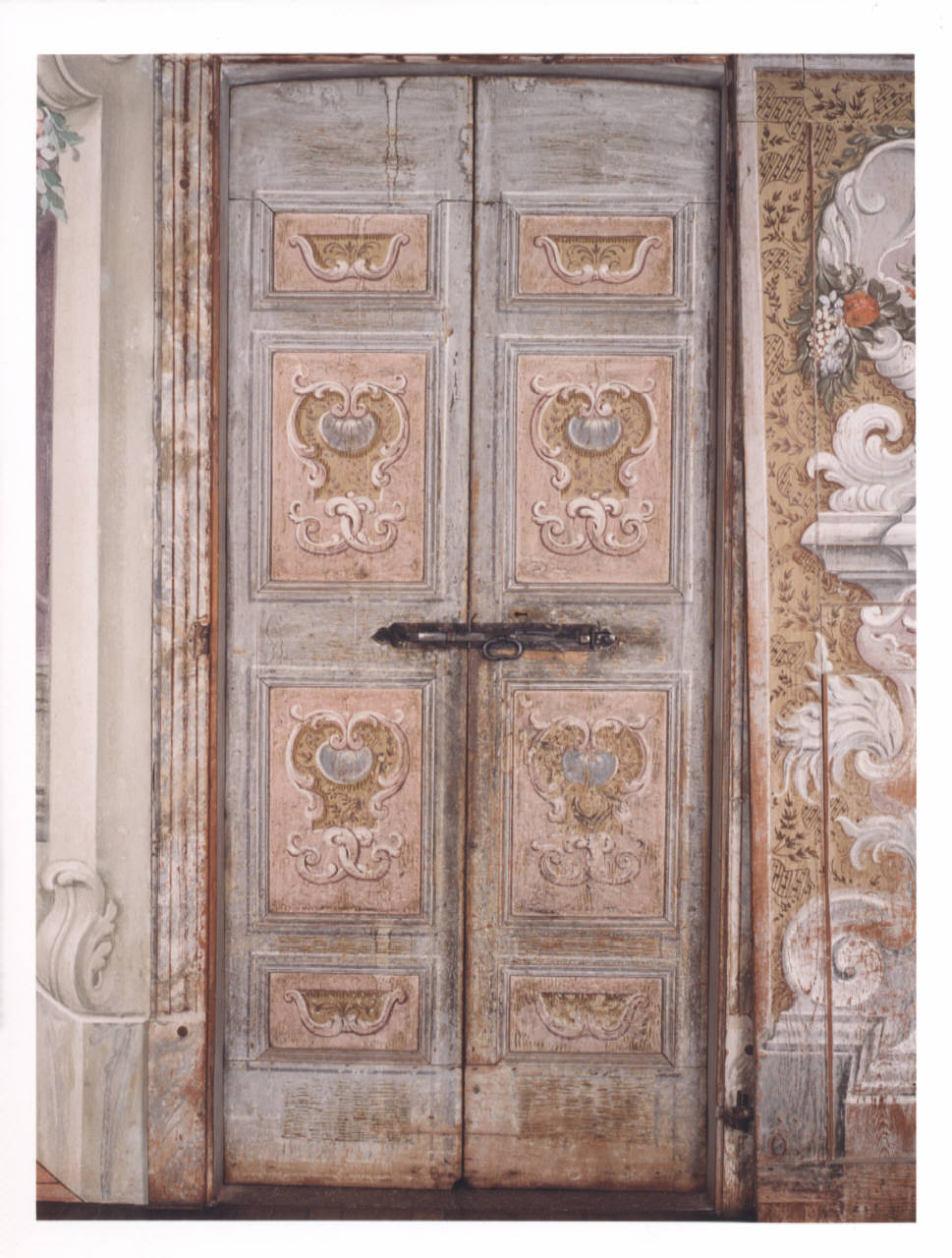 motivi decorativi geometrici (porta dipinta) di Bellotti Biagio; Maggi Pietro (cerchia; cerchia) (seconda metà sec. XVIII)