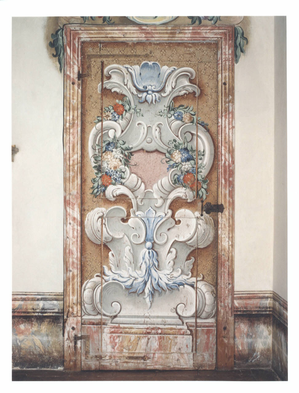 motivi decorativi architettonici (porta dipinta) di Romagnoli (e aiuti) (seconda metà sec. XVIII)