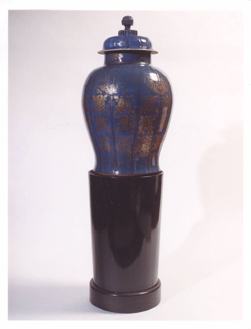 vaso - manifattura cinese (prima metà sec. XVIII)