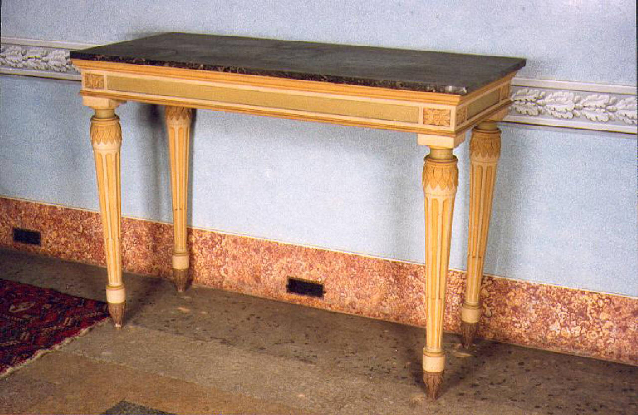 Tavolino con piano in marmo nero (tavolino) - Manifattura dell'Italia Settentrionale (sec. XIX)