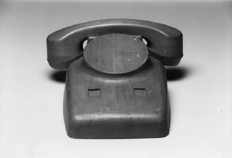 celidor (telefono (modello)) di Sacchi Giovanni; Nizzoli Marcello; Oliveri Giuseppe Mario (terzo quarto sec. XX)