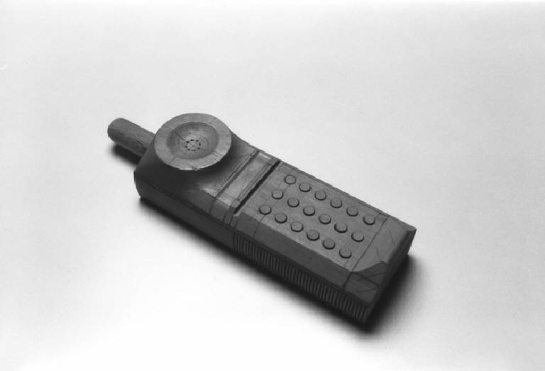 telefono cellulare (modello) di Sacchi Giovanni; Offredi Giovanni (ultimo quarto sec. XX)
