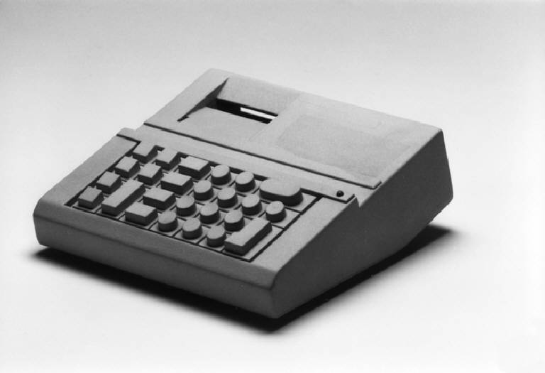 Divisumma (calcolatore elettronico (modello)) di Sacchi Giovanni; Bellini Mario (ultimo quarto sec. XX)