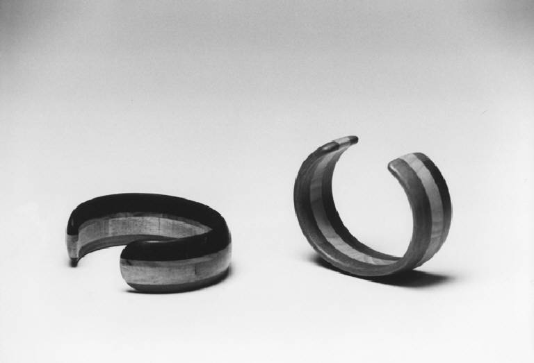 Bracciale ovale (bracciale (modello)) di Sacchi Giovanni (ultimo quarto sec. XX)