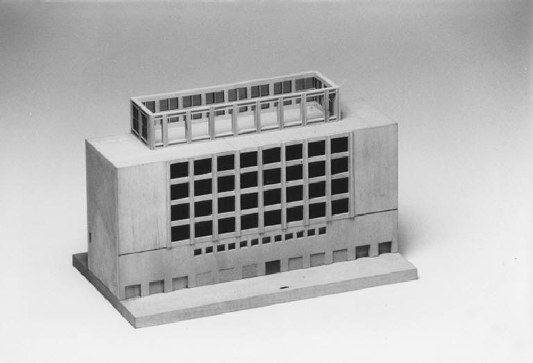 edificio (modello) di Sacchi Giovanni; Gregotti Vittorio (ultimo quarto sec. XX)