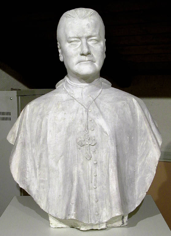Busto di mons. Giuseppe Bosetti (busto) di Repossi Pietro (terzo quarto sec. XX)