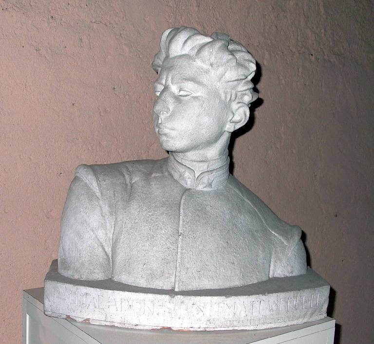 Busto di Roberto Safiati insignito di medaglia d'oro (busto) di Repossi Pietro (secondo quarto sec. XX)